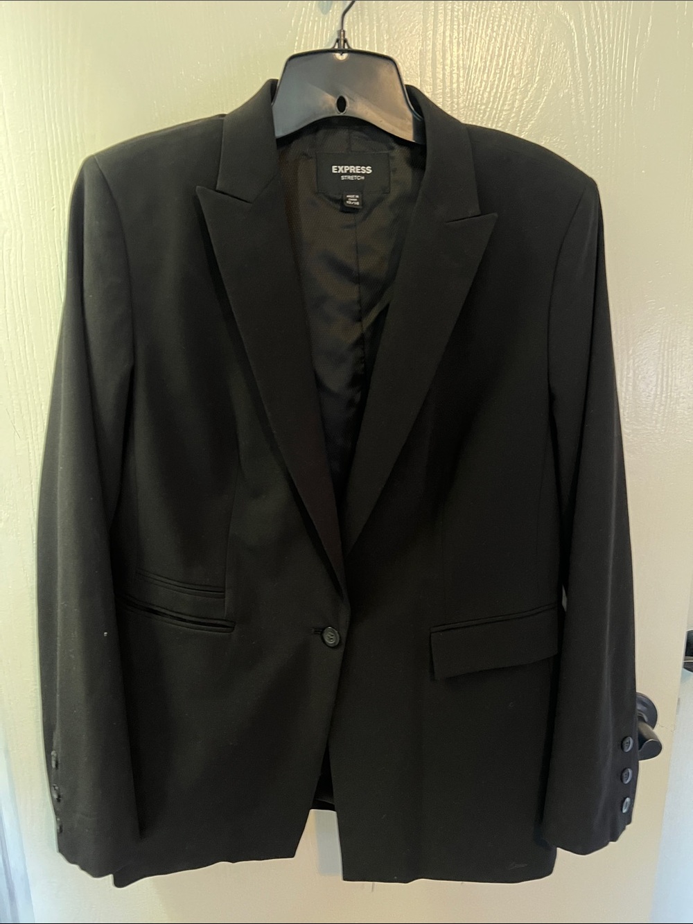 Express Black Single-Button Women's Blazer - Tailored Notch Lapel